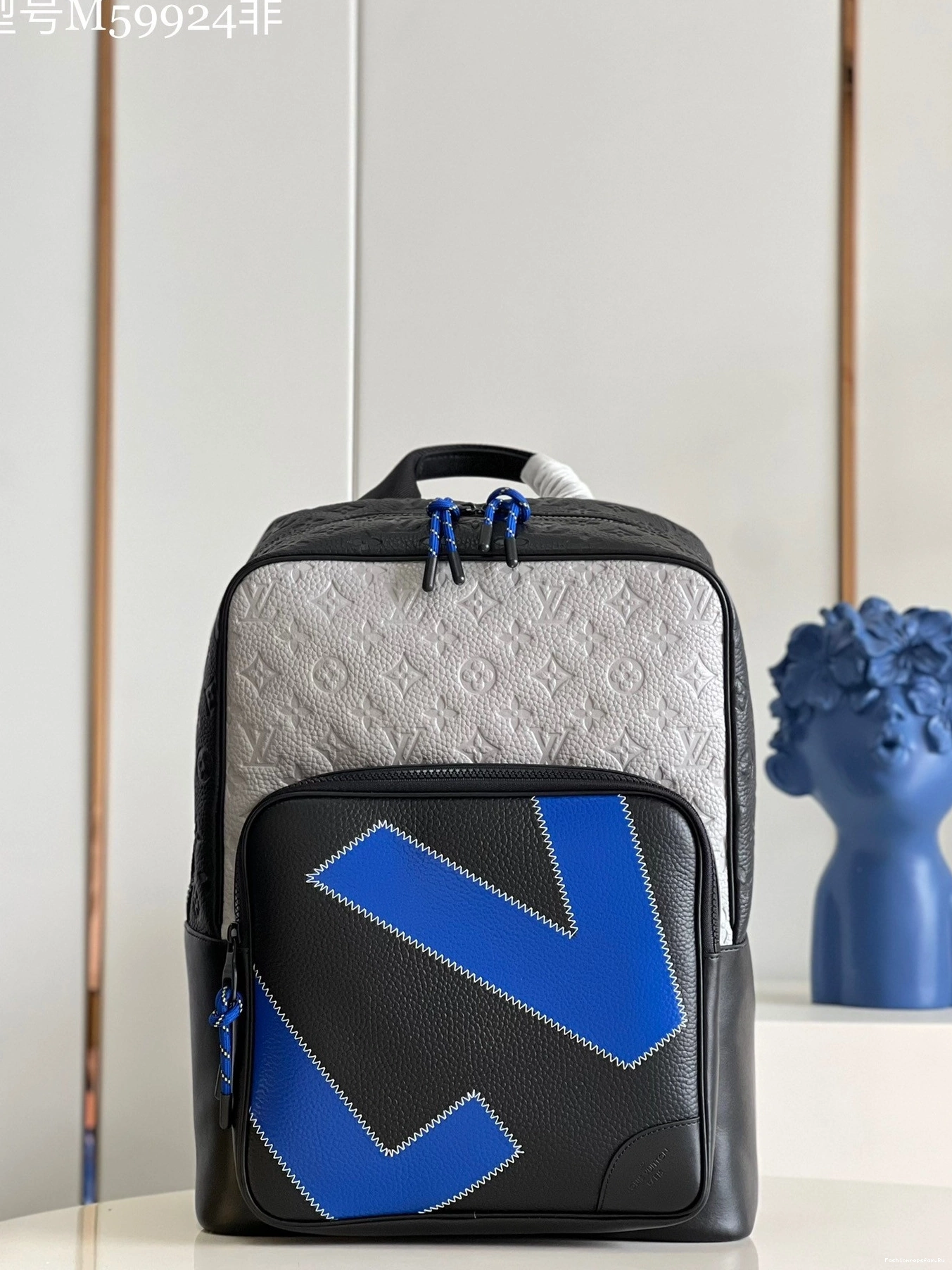 FS CHEAP DEAN BACKPACK Louis Vuitton 0821